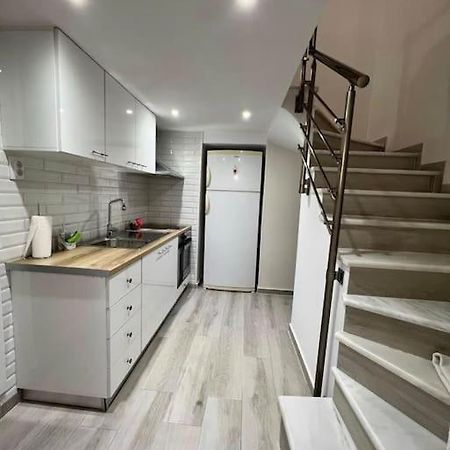 Chris Apartment With Loft Превеза Экстерьер фото
